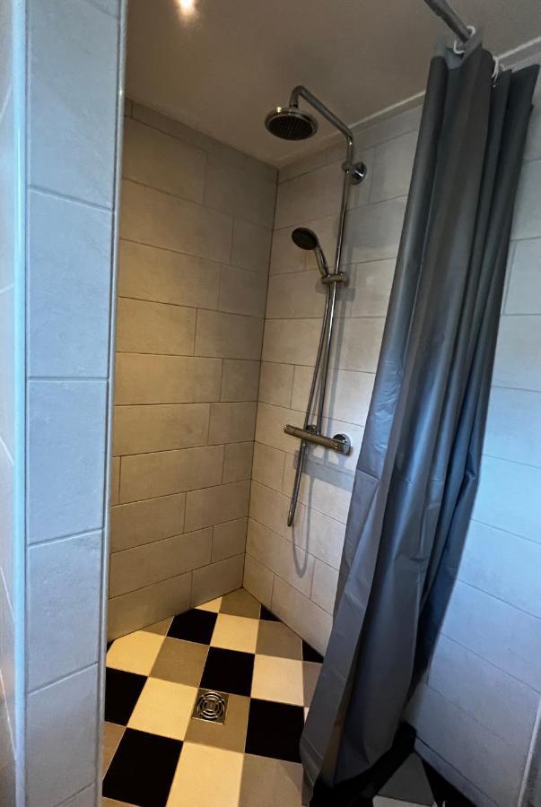 Littleneighbour Appartement Pingjum Buitenkant foto